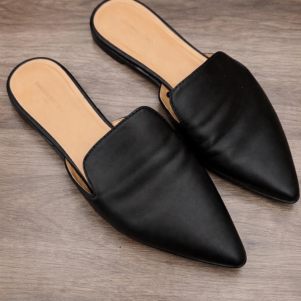 Banana Republic Elegant Black Mules